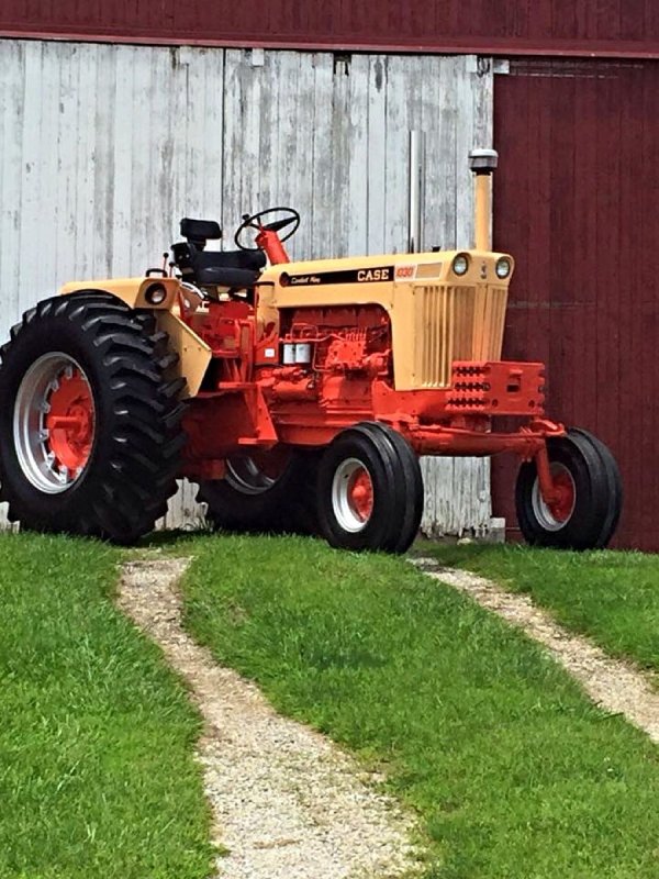 Трактор Case IH 1030