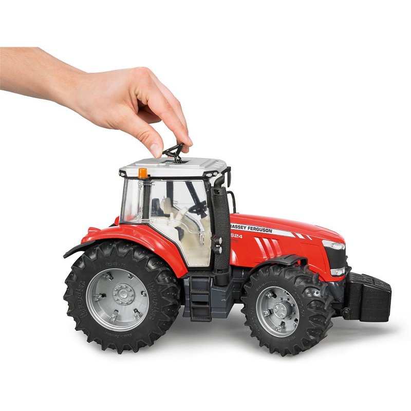 Трактор MCCORMICK Bruder