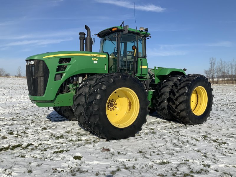 Трактор John Deere 9630