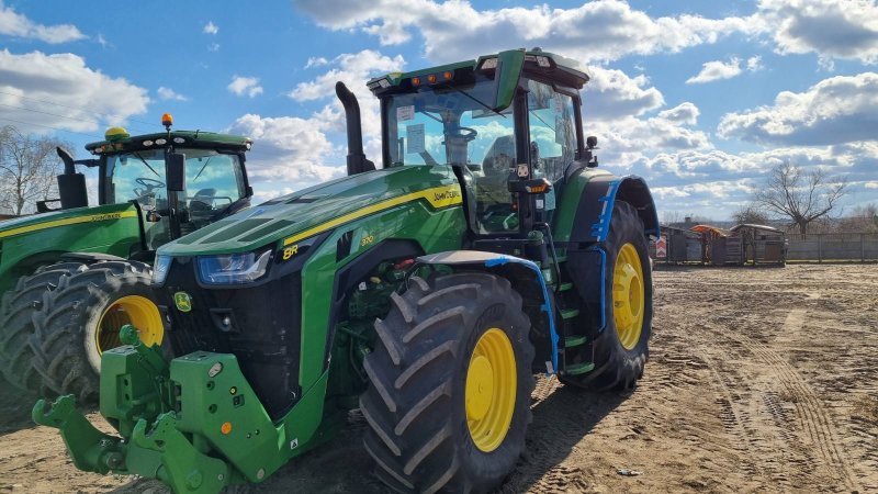 John Deere 8r