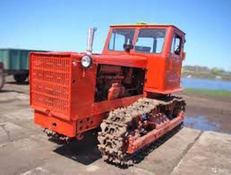 Т-4 трактор
