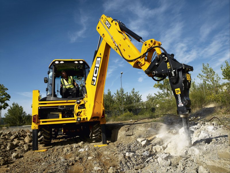 JCB 3cx с гидромолотом