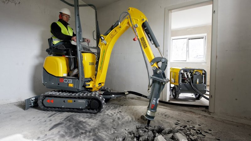 Экскаватор Wacker Neuson 803