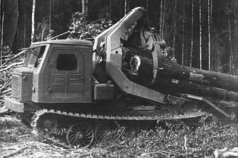 Трактор трелевочный ЛТ-154 на ТТ-4