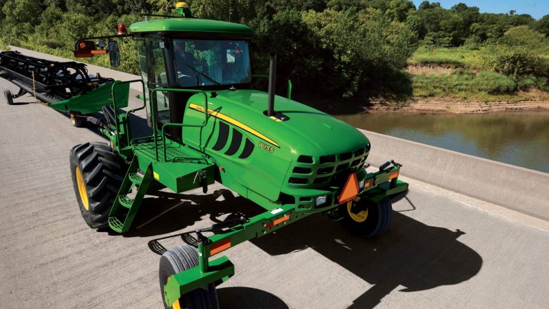Самоходная косилка Джон Дир w235