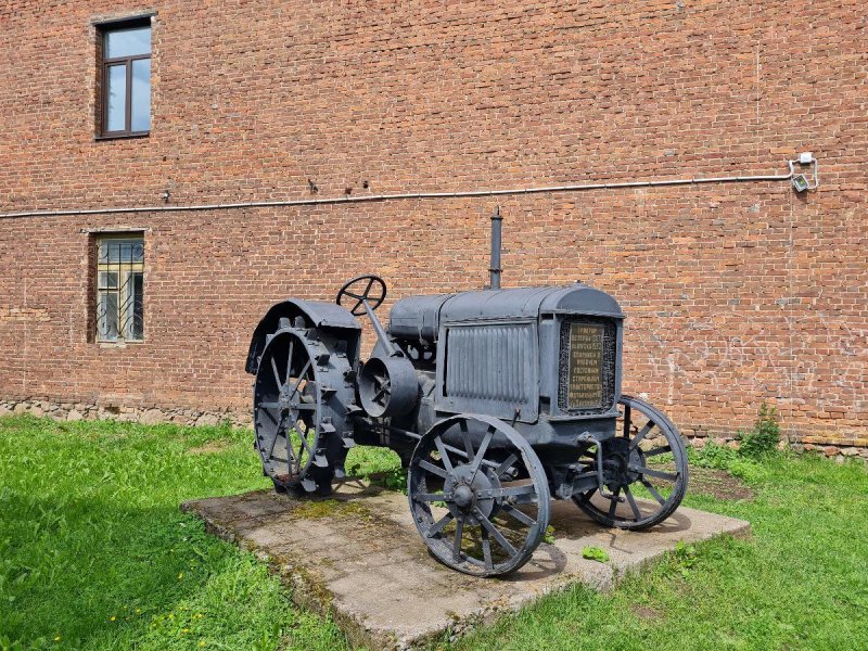 ХТЗ 15 30 трактор