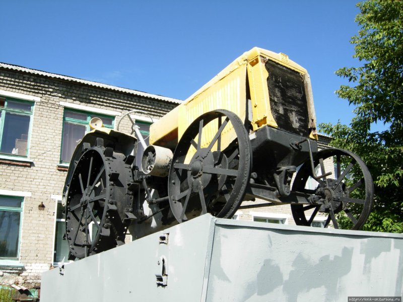 ХТЗ 15 30 трактор