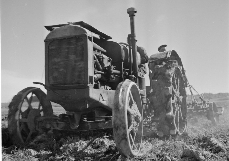 ХТЗ 15 30 трактор