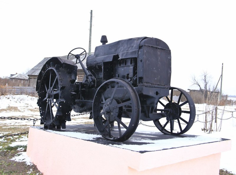 Колесный трактор СТЗ-1