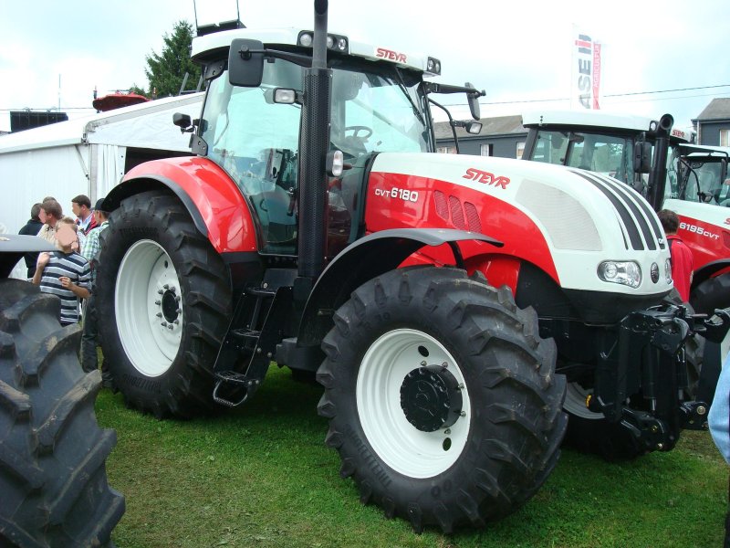 Трактор Steyr сзади