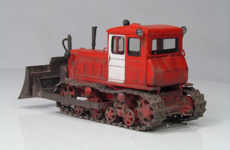 Модель трактора т-45
