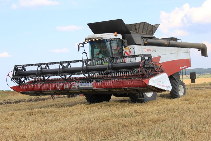 Комбайн Ростсельмаш Торум 780