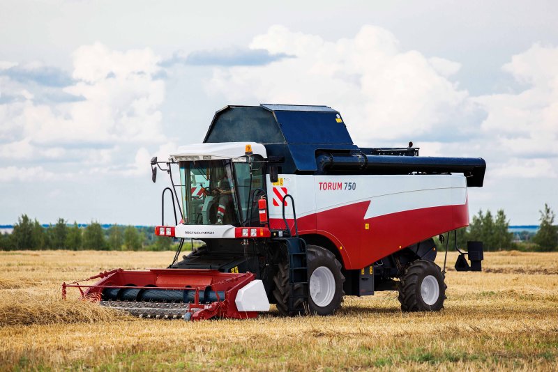 Комбайн Ростсельмаш Torum 750