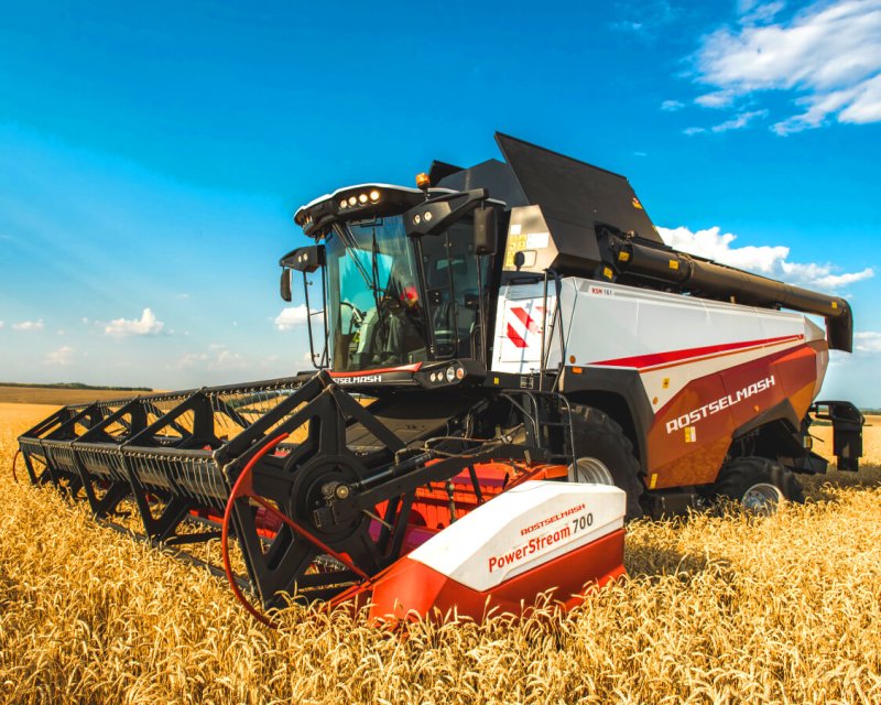 Зерноуборочный комбайн RSM 161