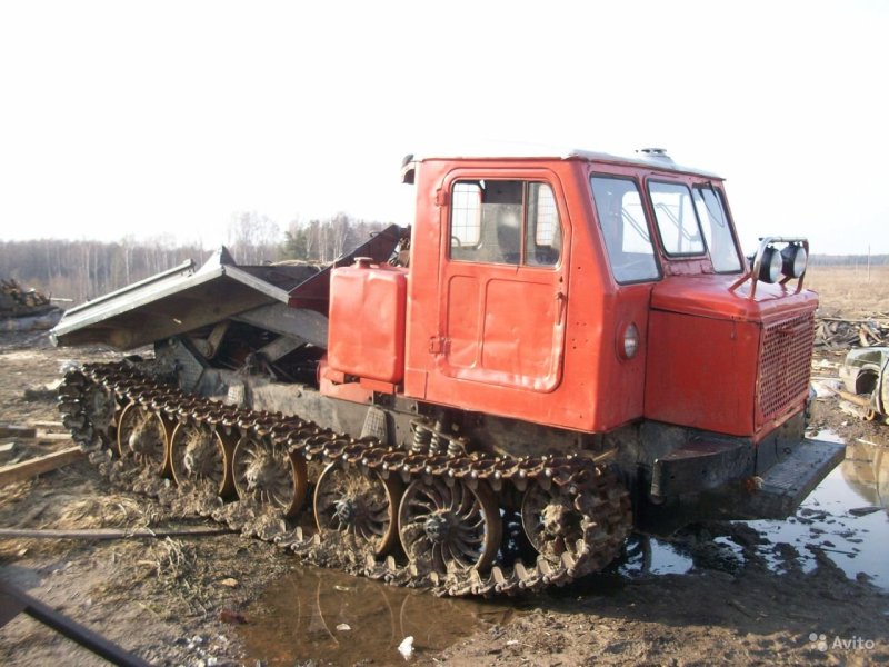 Деревянный трактор ТТ-4