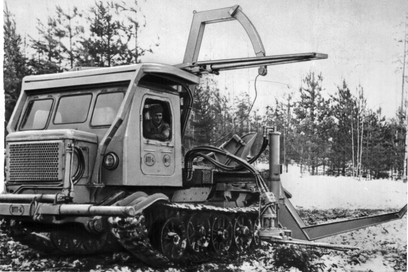 Валочно-трелёвочная машина ВТМ-4