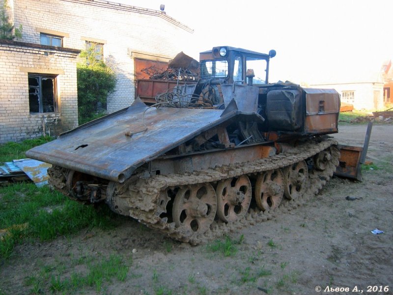 ТДТ-55 — гусеничный трелёвочный трактор