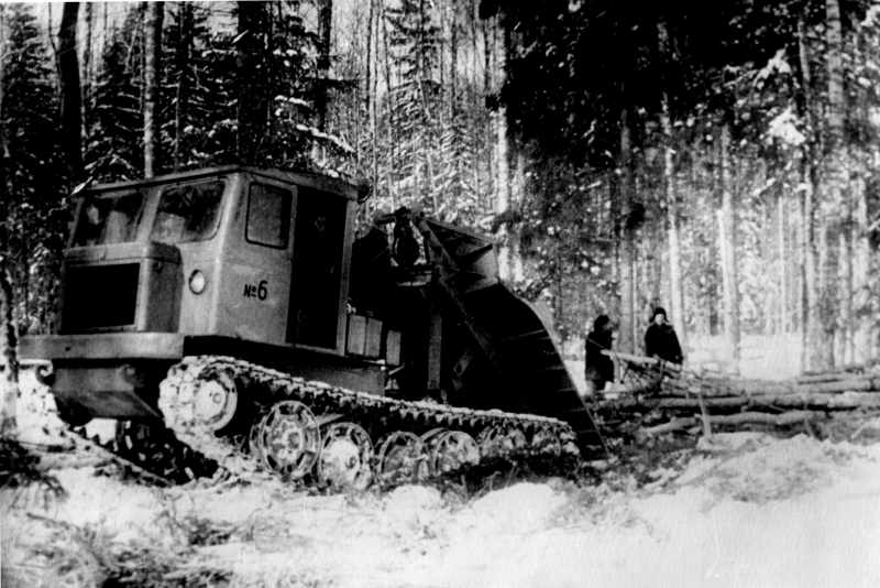 Трелёвочный трактор ТТ-60