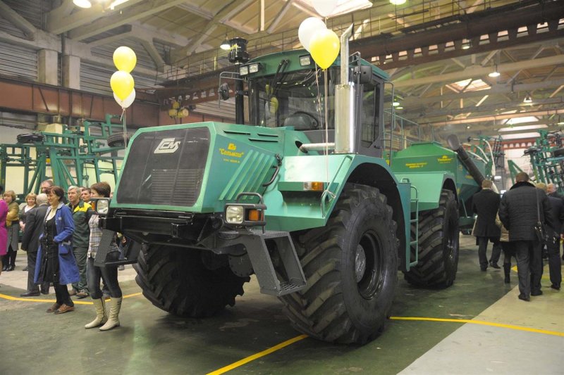 Трактор Станислав к-704-4р
