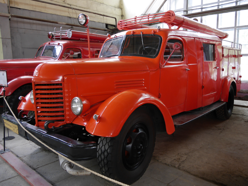 На шасси ЗИС-150