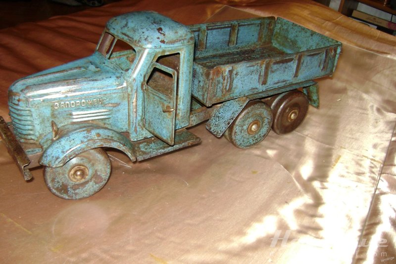 Игрушка ЗИС 150 СССР железная