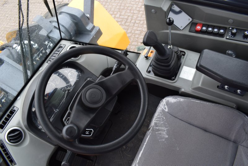 XCMG zl50g фронтальный погрузчик управление джойстиком