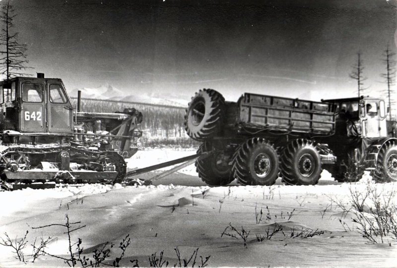 К 700 трехосный