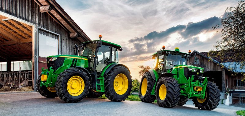Трактор John Deere 6b ковш