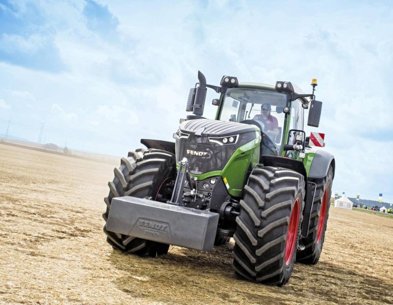 Трактор Fendt 1050