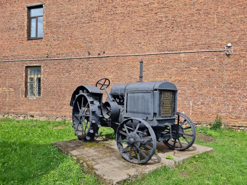 ХТЗ 15 30 трактор