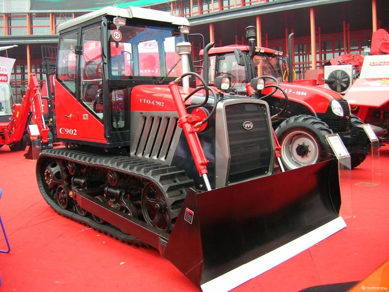 YTO гусеничный трактор c902 (