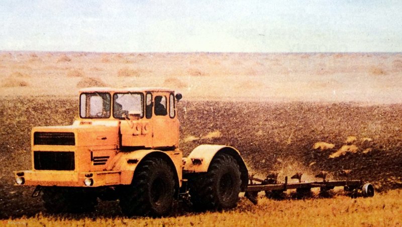 Кировец гусеничный 1960