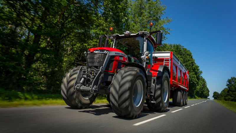 Massey Ferguson 8s