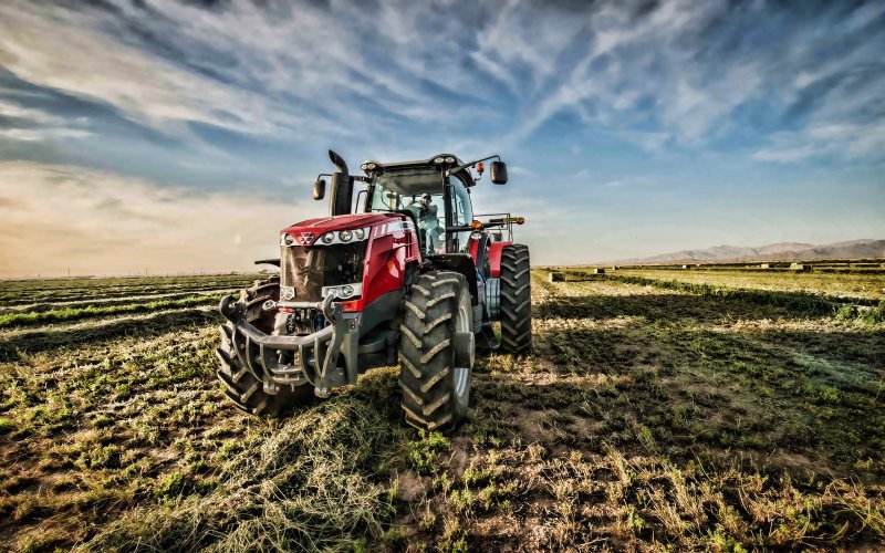 Massey Ferguson 8700