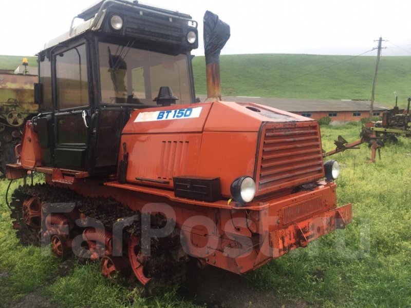 Гусеничный трактор Вт 150