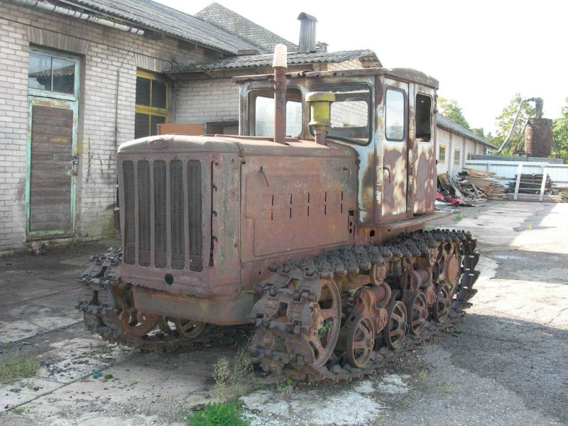Гусеничный трактор СССР дт54