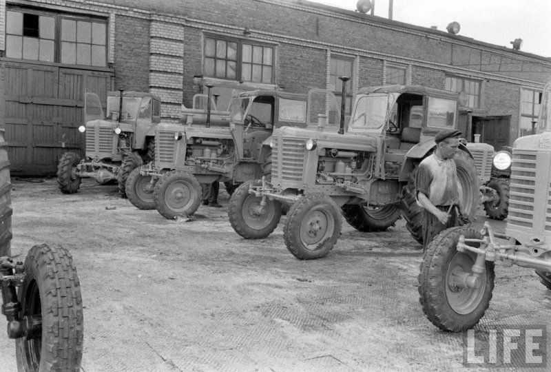 Трактор МТЗ 1960 года