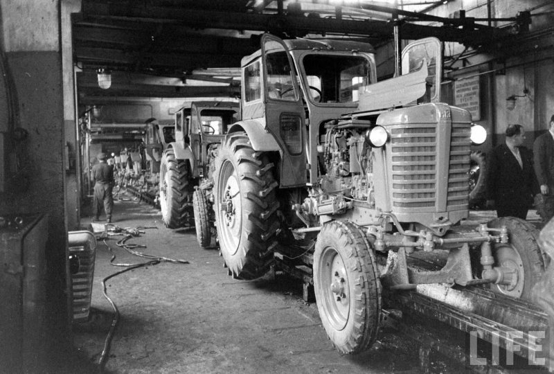 Минский тракторный завод 1946