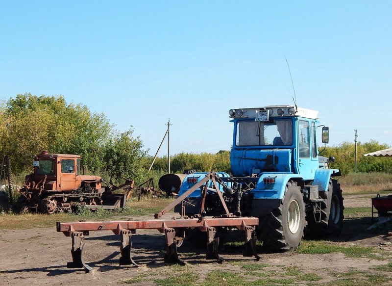 Трактор т150 ХТЗ 17221