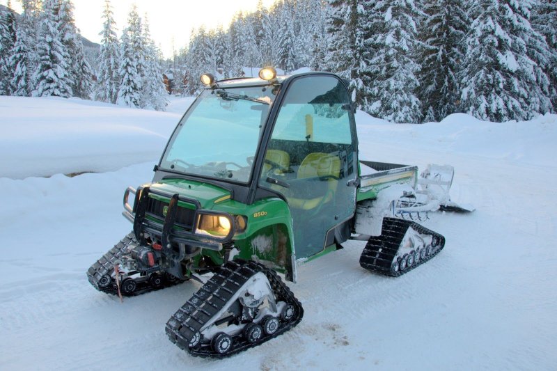 Шведский вездеход Snow Trac