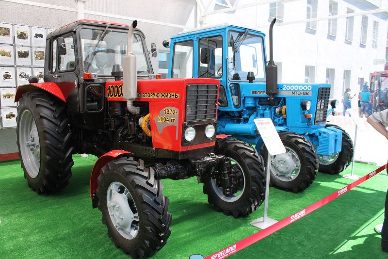 Трактор Беларусь 82.1
