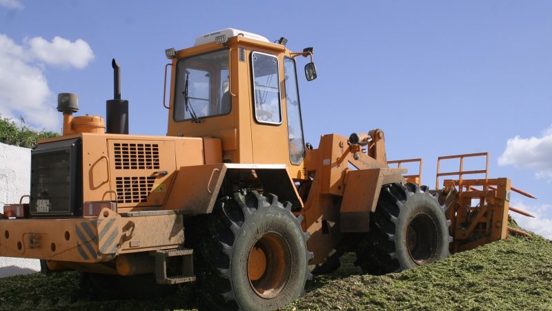 Погрузчик Амкодор 352