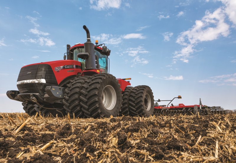 Трактор Case IH Steiger