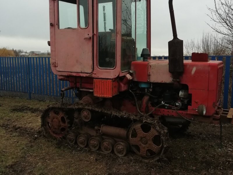 МТЗ гусеничный 1990