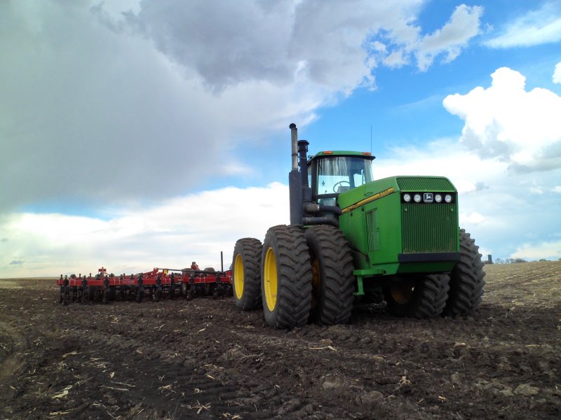 Трактор зеленый Farm 5000 tractor