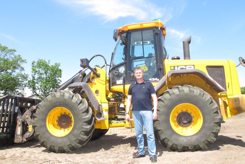 Фронтальный погрузчик JCB 434s Agri