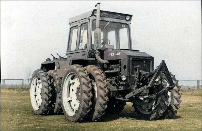 Трактор ЛТЗ Т 100
