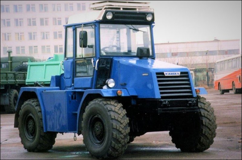 Трактор КАМАЗ кт 240 к
