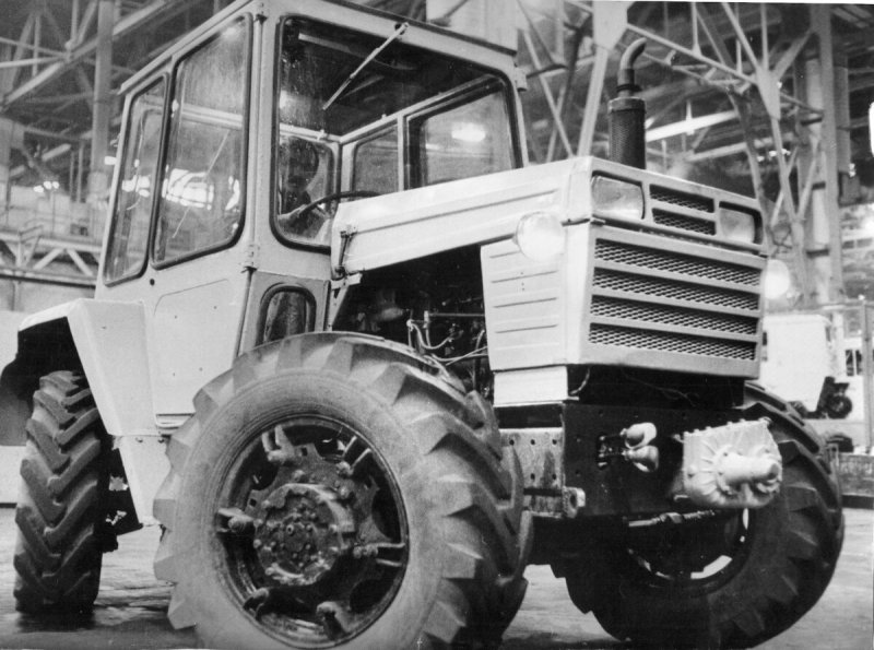 Трактор КАМАЗ К-20