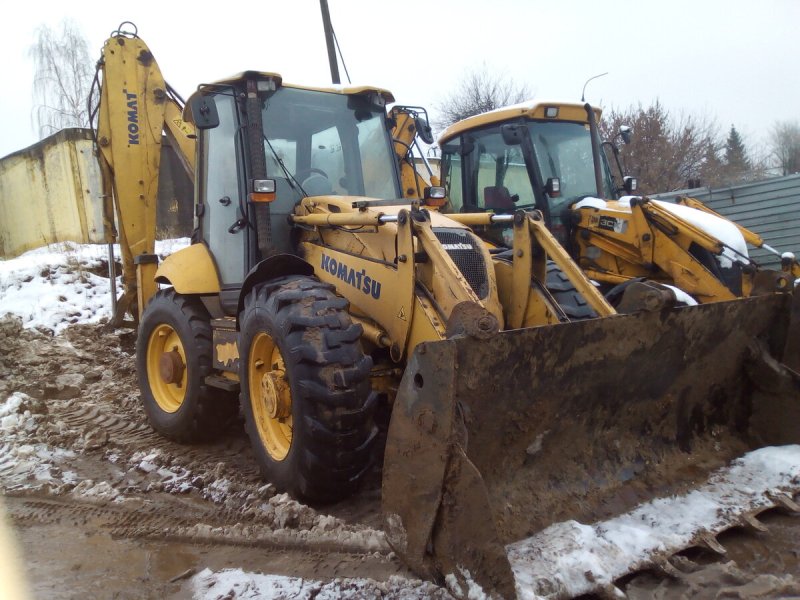 Экскаватор-погрузчик Komatsu wb97s